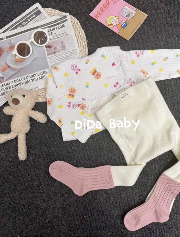 【小小超人】宝宝25早春款长袖连体包屁衣配口水巾可爱卡通印花