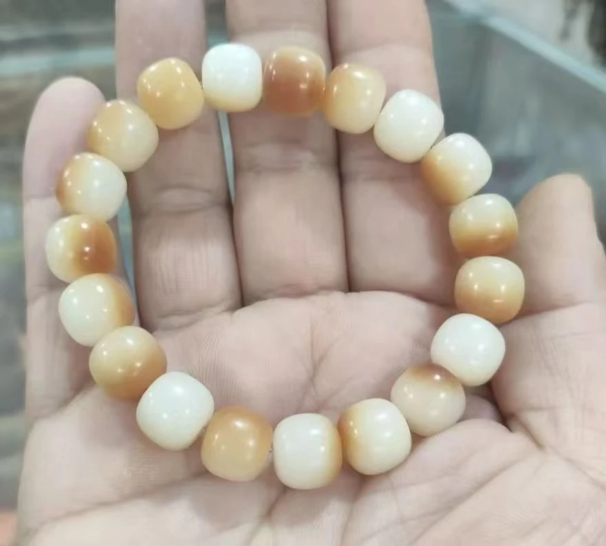 CQ6522精选飘花手串