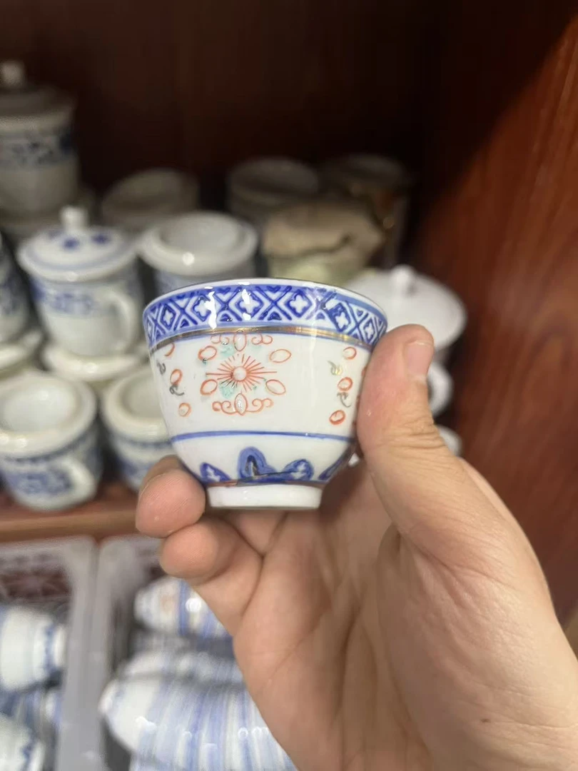 景德镇567精品老厂瓷青花加彩小酒杯