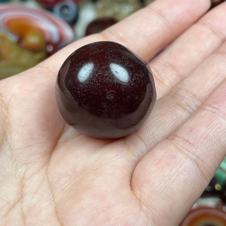 用***7玛瑙/玉髓未镶嵌颈饰