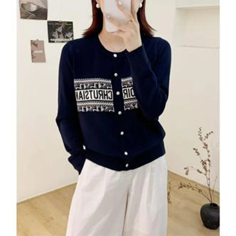 大码女装胖MM韩版圆领提花长袖针织开衫女秋冬季气质显瘦百搭上衣