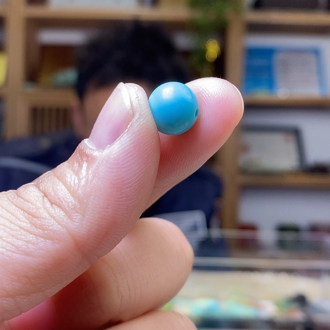 心***侧绿松石未镶嵌圆珠