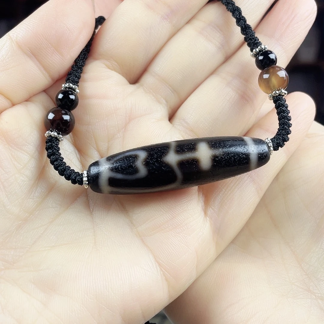 玛瑙/玉髓颈饰合金曲贡