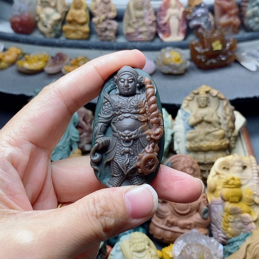 【闪购商品】定制石英质玉吊坠未镶嵌