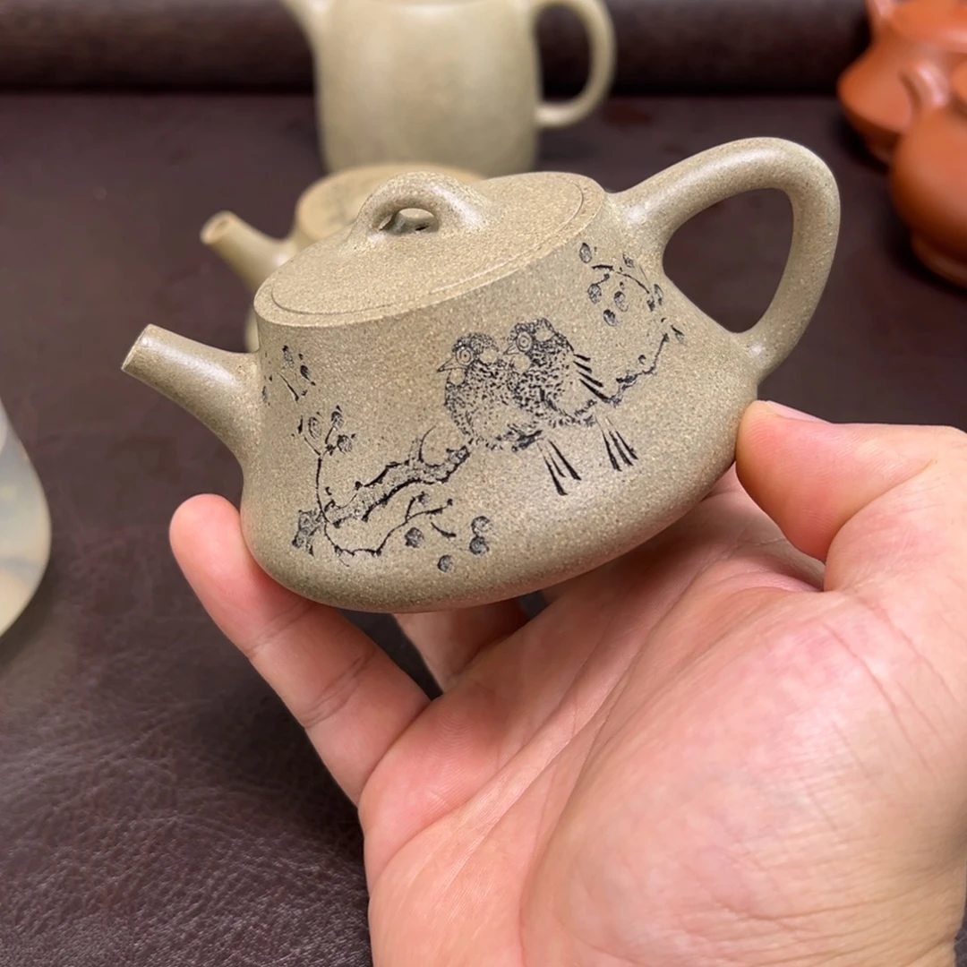 茶壶紫砂汽修厂和机械设备