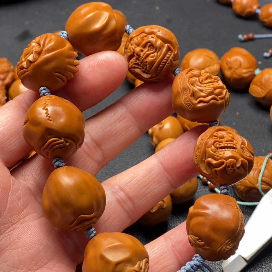 吊坠橄榄核碧**月橄榄核