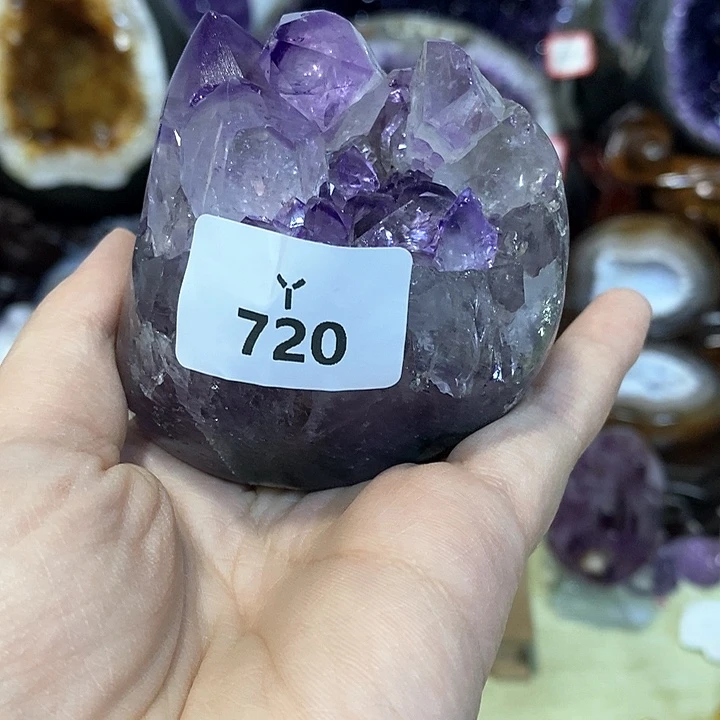 未镶嵌水晶大型摆件（非配饰）