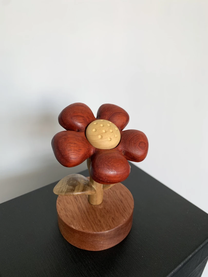 壹心 实木小花摆件高级复古车摆件