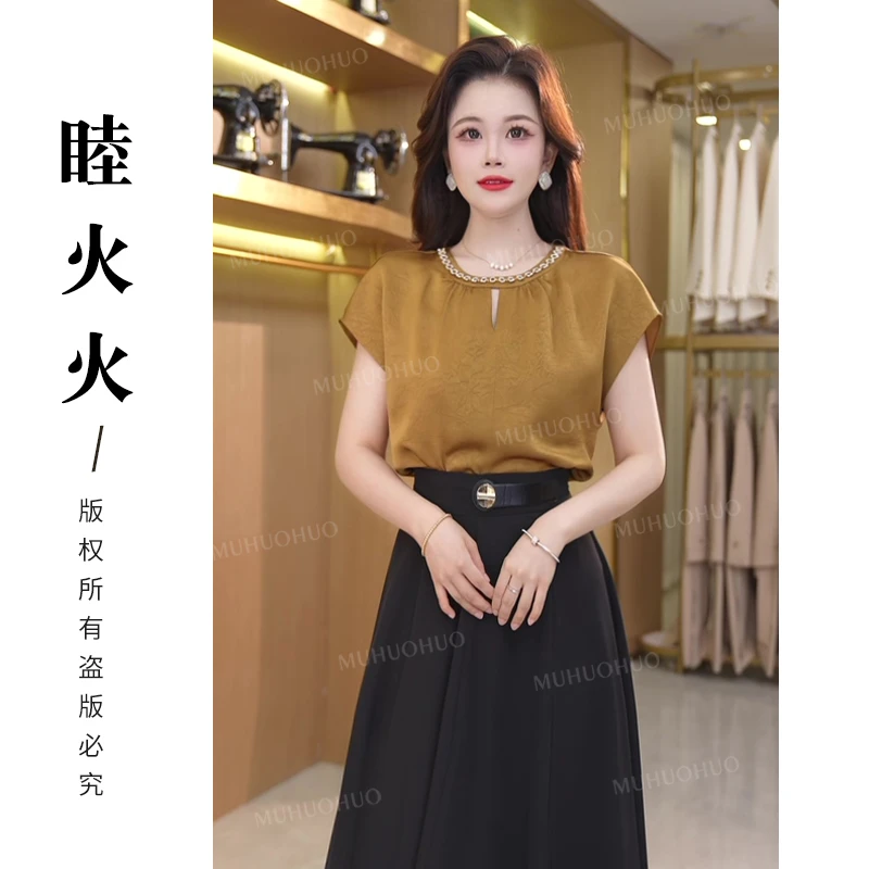 2025新款轻奢气质显瘦圆领设计感时尚衬衫