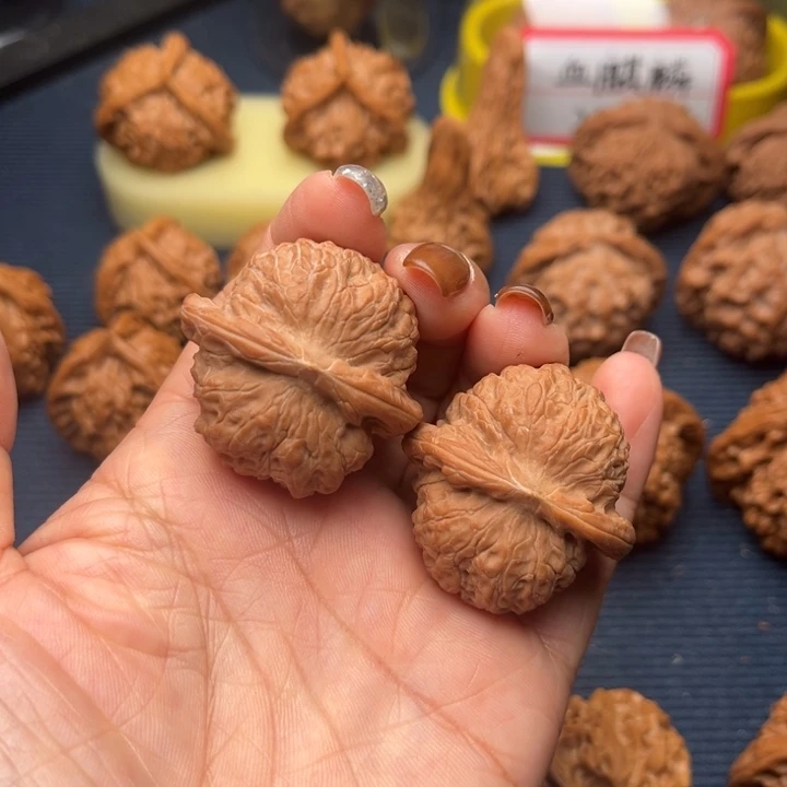 吊坠文玩核桃35血麒麟全品