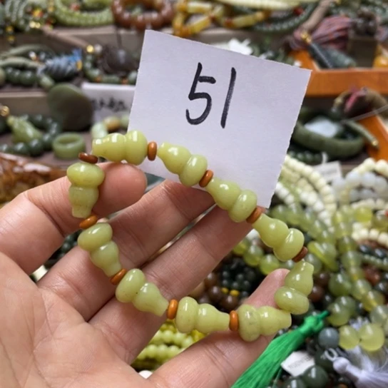 未镶嵌蛇纹石玉手链