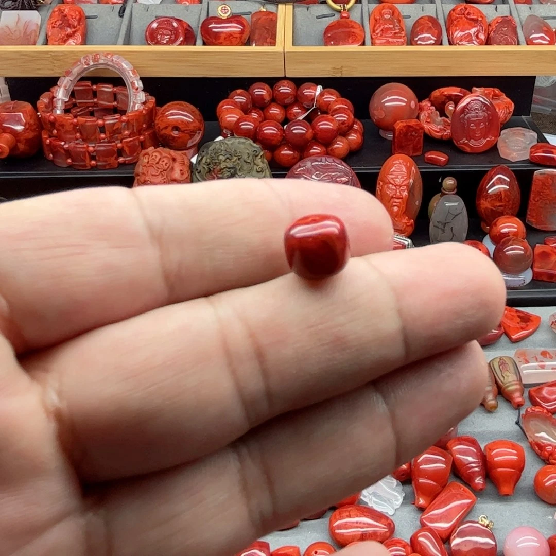 南红玛瑙单珠未镶嵌瑜*