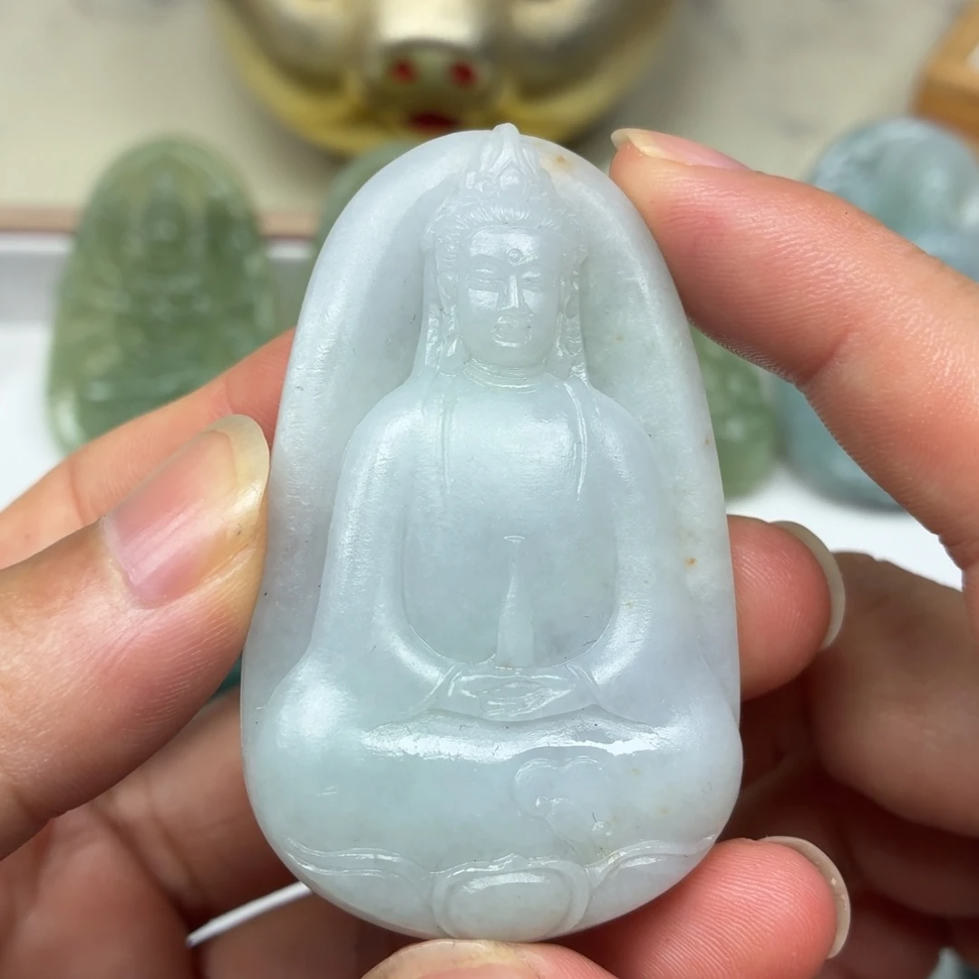 未镶嵌定制翡翠素衣观音