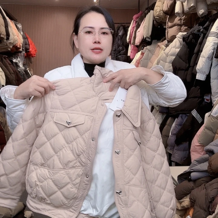 艾雨衣尚外套卡120