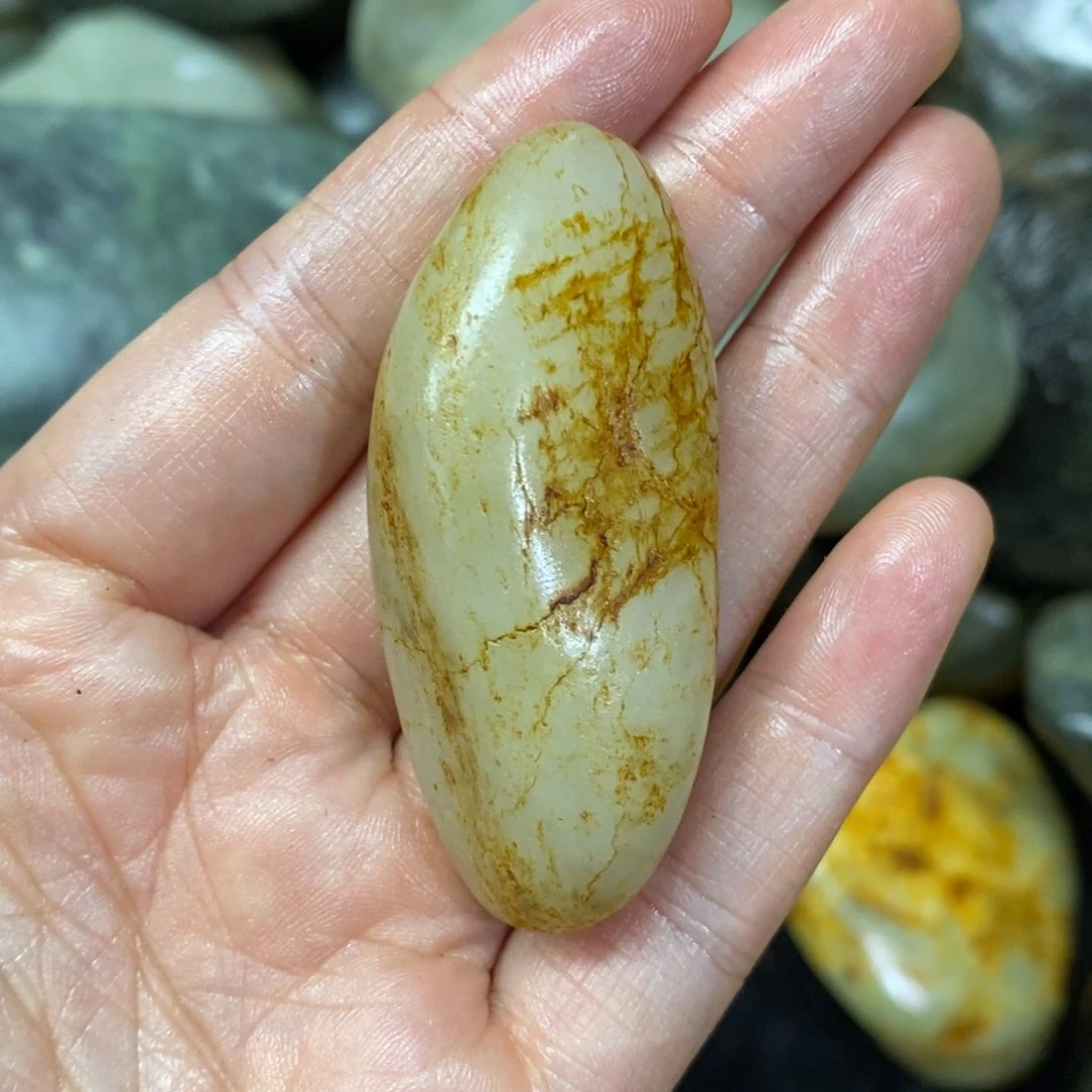未镶嵌和田玉（糖玉）挂件玉***铭