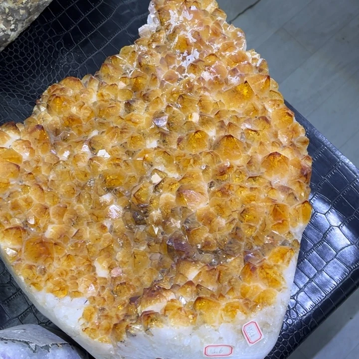 未镶嵌发饰水晶黄晶屏风