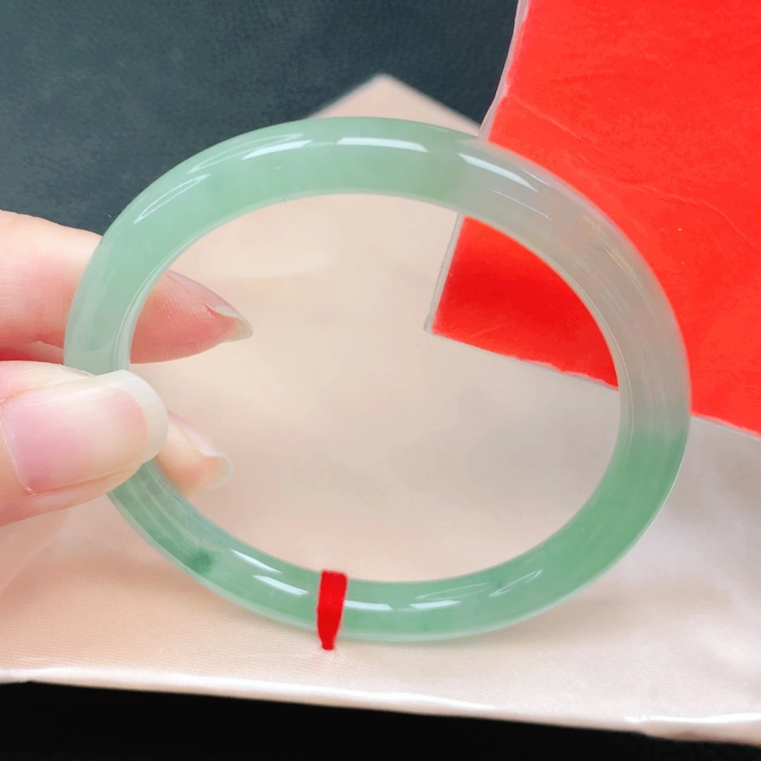 翡翠未镶嵌手镯53圈