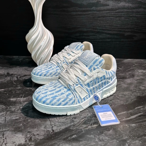 99新 LouisVuitton/路易威登 36.5码/白蓝满印Trainer板鞋