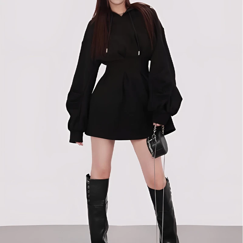 2025新款黑色辣妹显瘦感小个连衣裙收腰卫衣裙少女裙子连帽短裙女