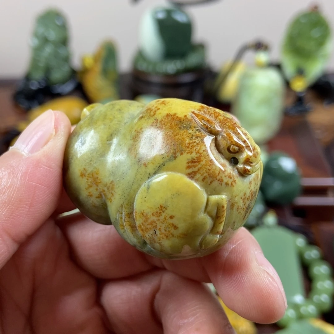 岫岩河磨玉（透闪石质玉）未镶嵌珠宝奇石