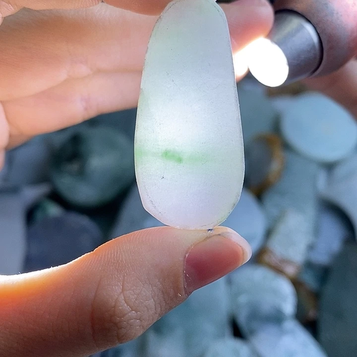 翡翠裸石纯天然翡翠