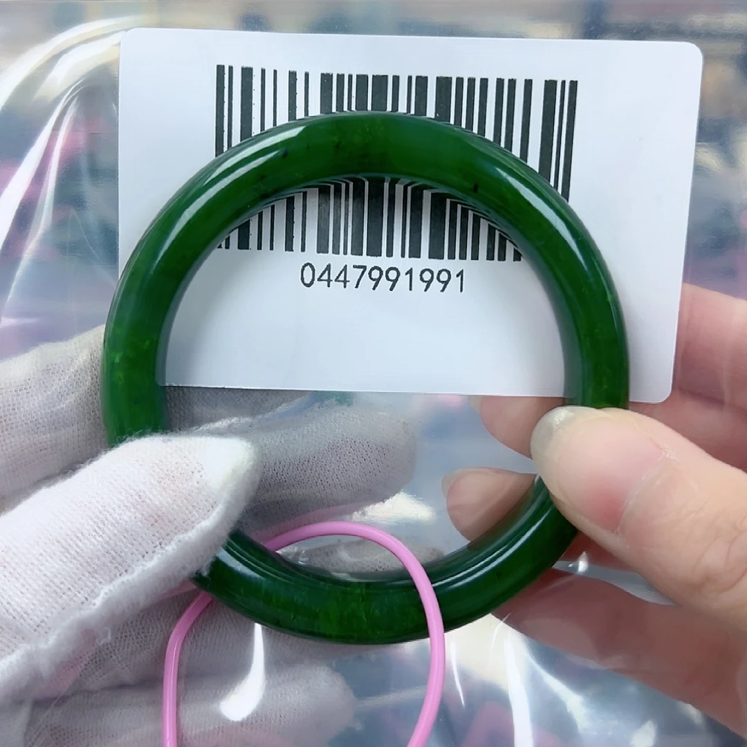 和田玉（碧玉）手镯未镶嵌56包容