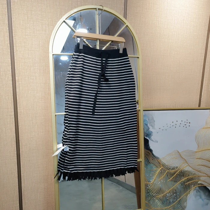 AK52孕妇黑色条纹针织半身裙90-140产前产后两穿