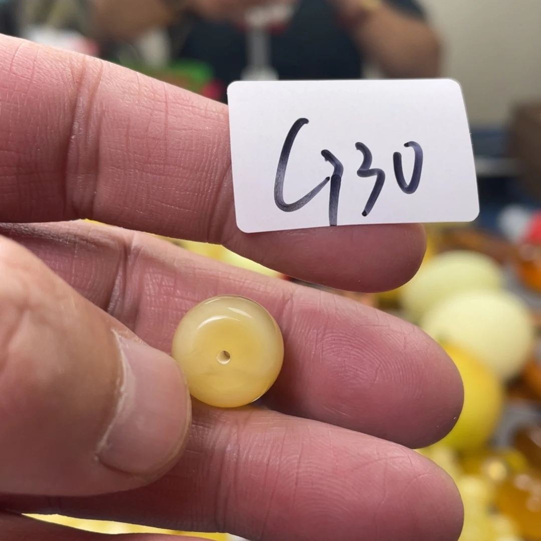 手链琥珀未镶嵌多样性发，发其中一件