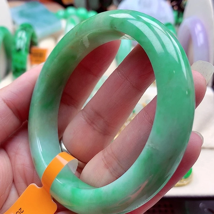****思翡翠未镶嵌手镯翡翠