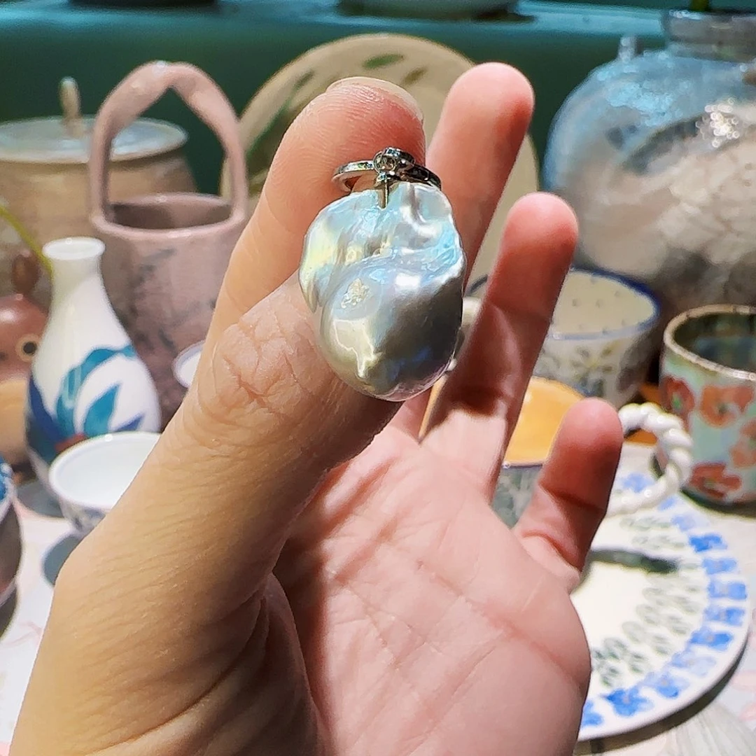 那就是说他也想当老板