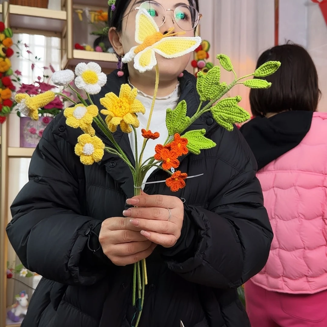 手工钩织设计花束