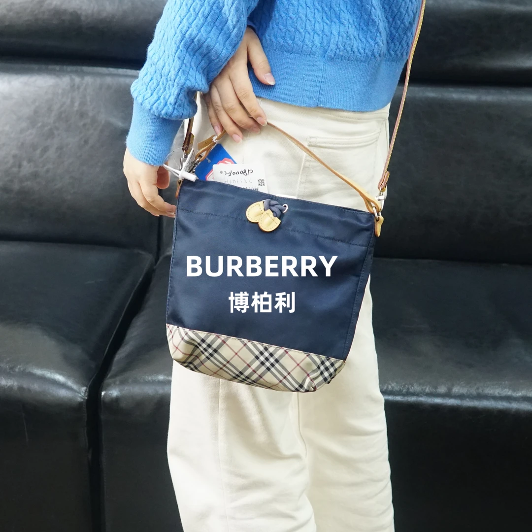 95新 BURBERRY/博柏利 巴宝莉/格纹拼皮斜挎包/JJ01619249/9249