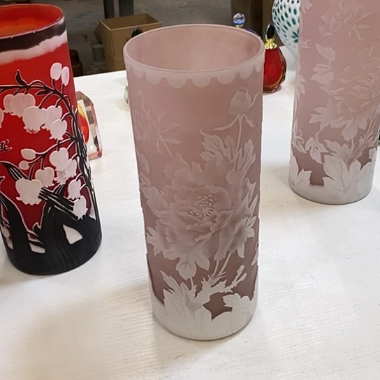 粉色牡丹格蕾花瓶