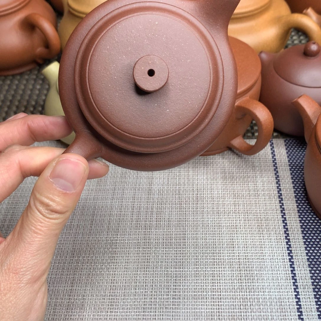 茶壶紫砂240CC左右