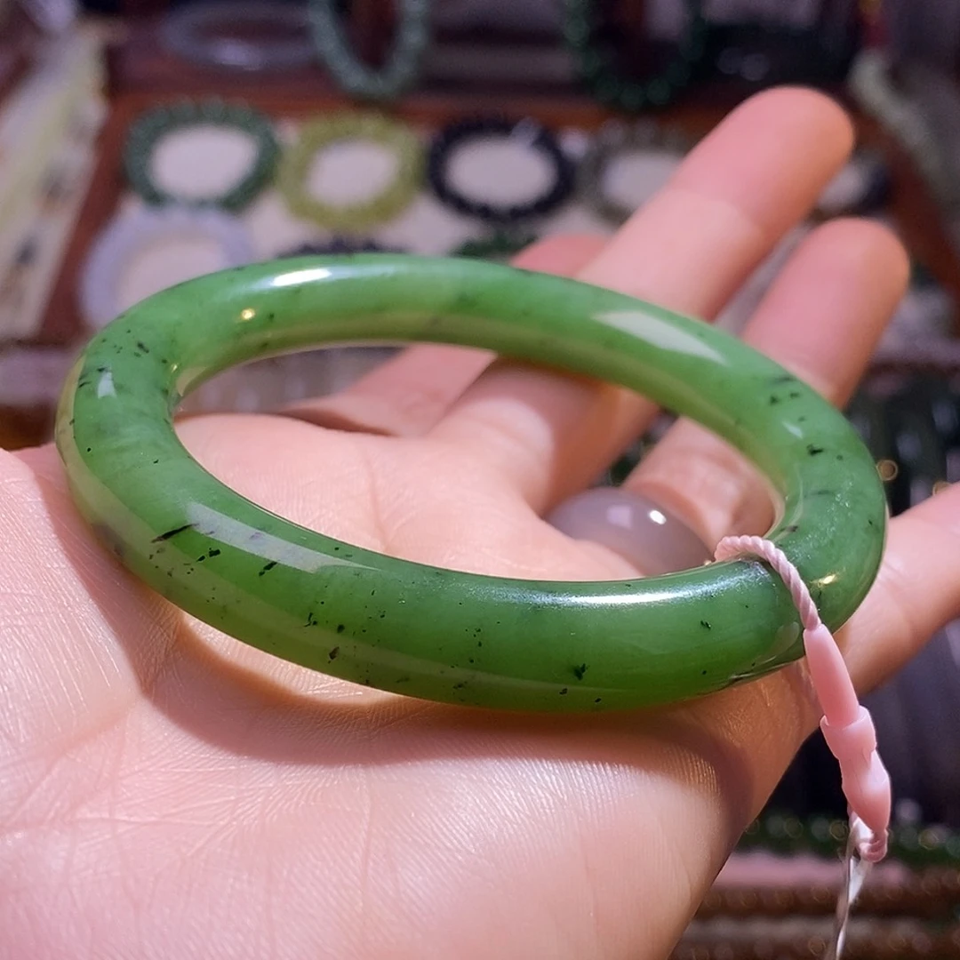 颈饰未镶嵌和田玉孤品56碧玉乌兰海圆条手镯