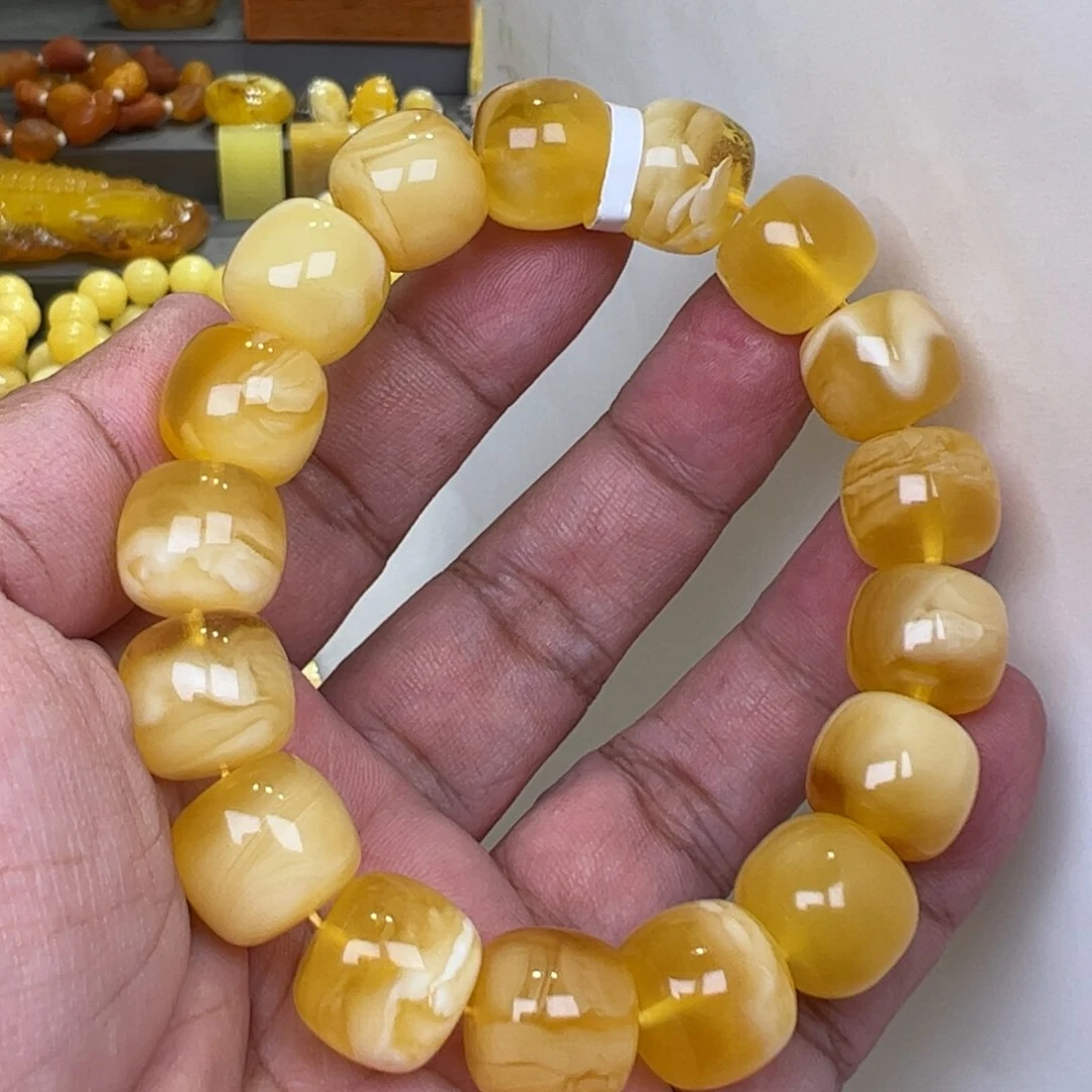 【闪购商品】未镶嵌琥珀裸石14➕30克