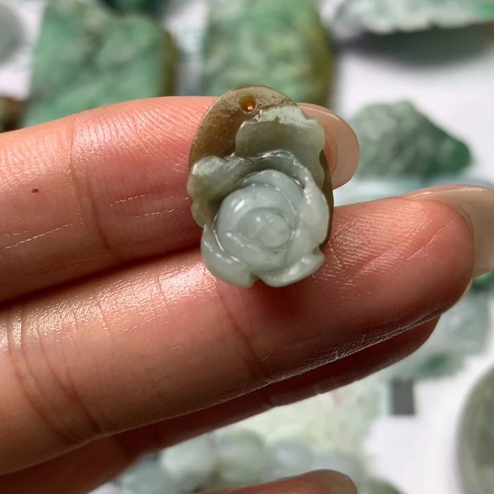 定制翡翠未镶嵌翡翠