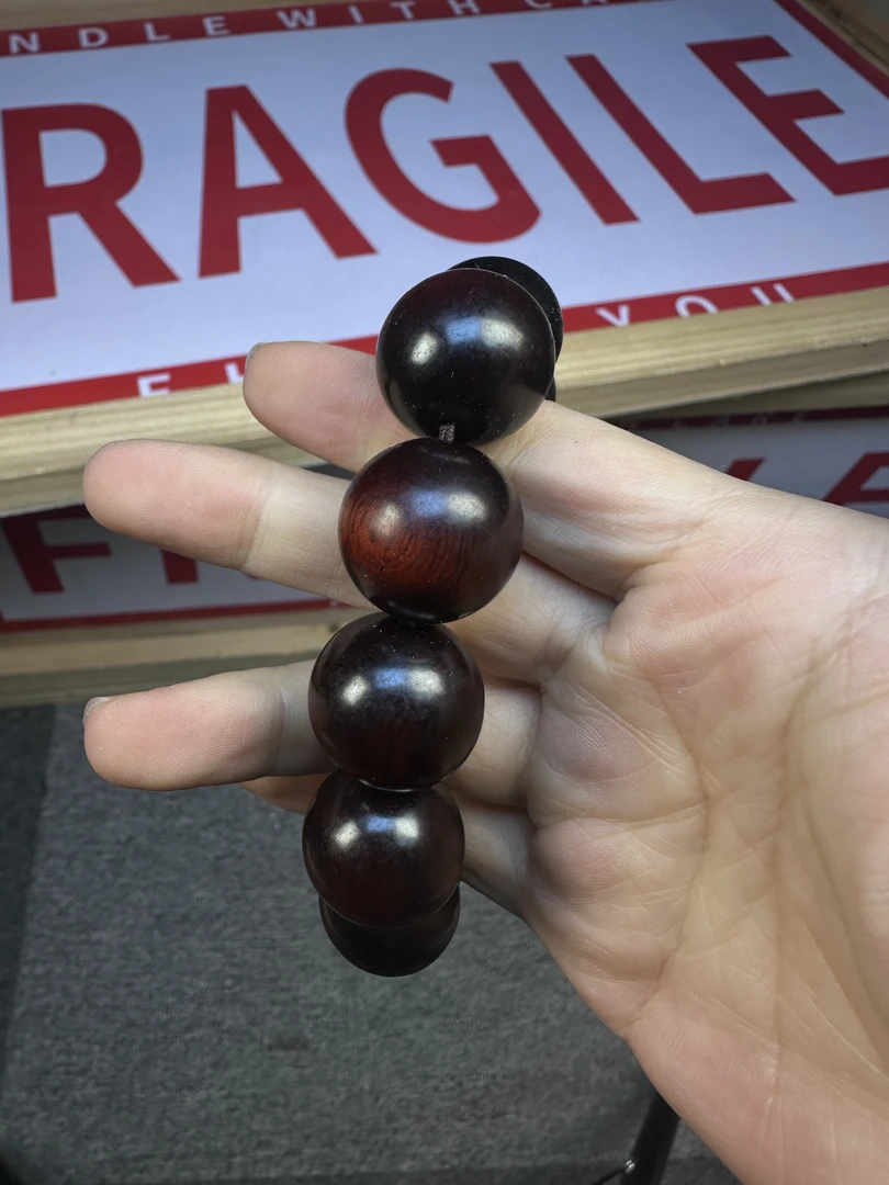 A34精品紫檀木手串（无礼盒）