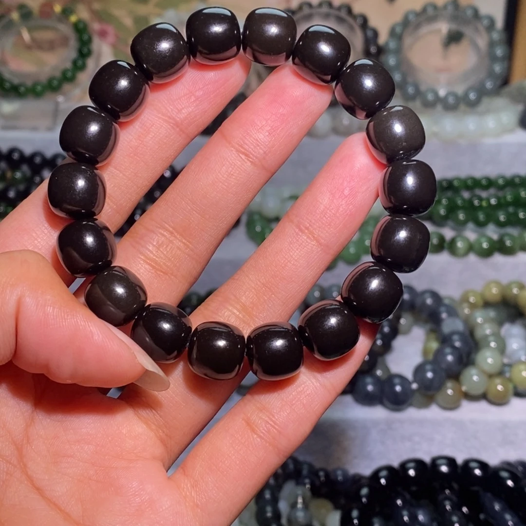 *****和田玉未镶嵌手链