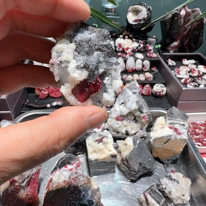 天然辰砂用****3纯天然苏砂小标本