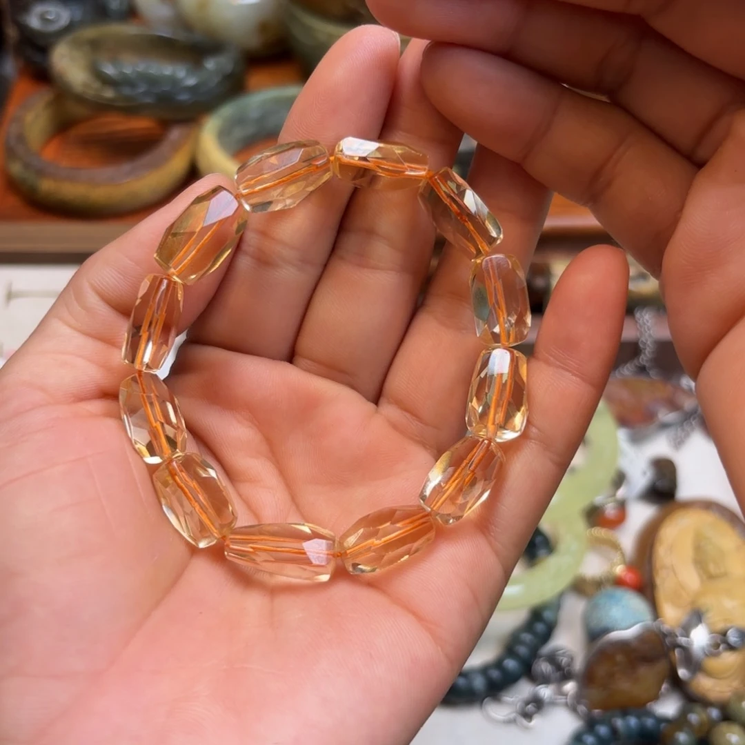 未镶嵌颈饰黄晶一*