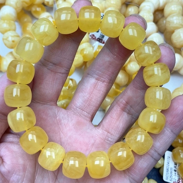 琥珀未镶嵌珠宝奇石7