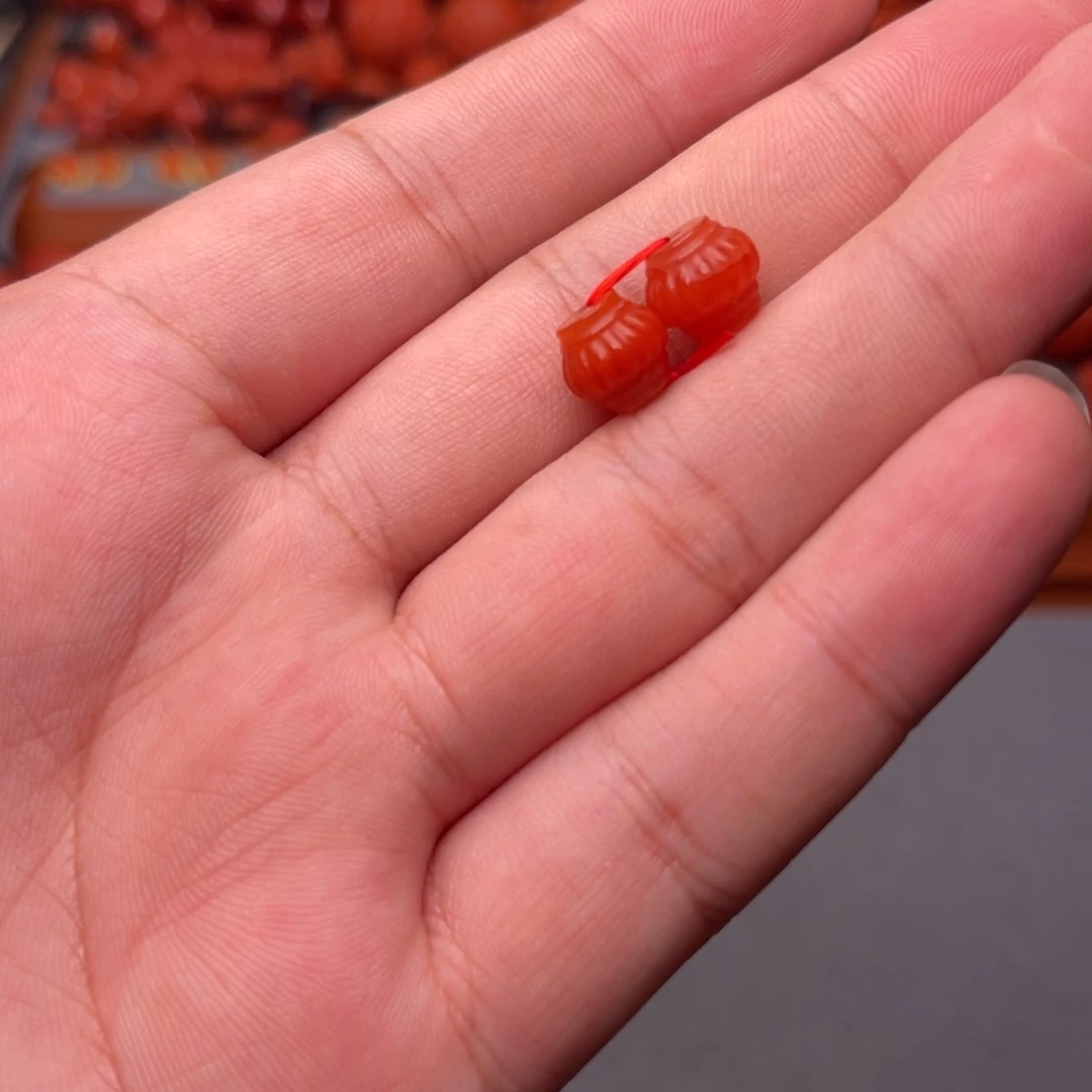 未镶嵌配饰南红玛瑙