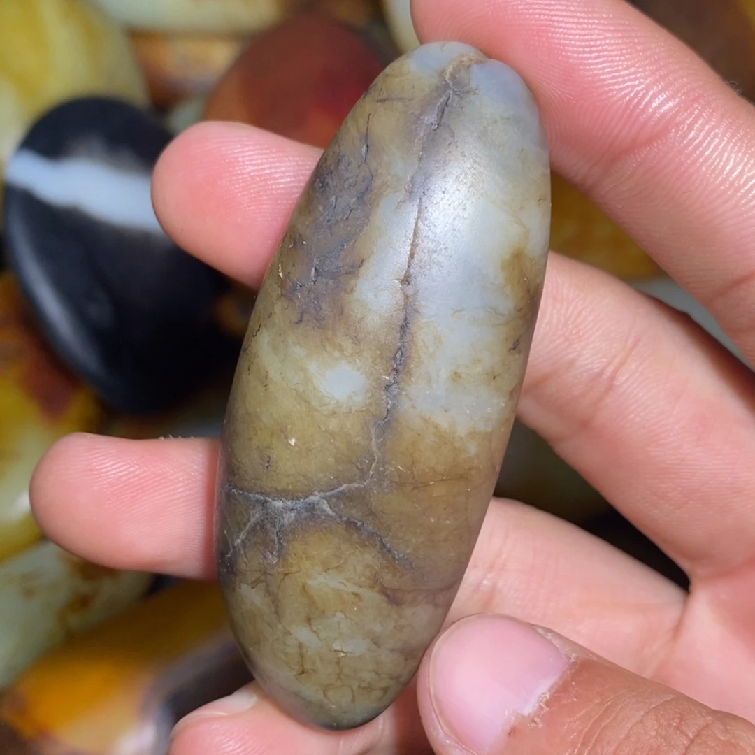 和田玉未镶嵌珠宝奇石