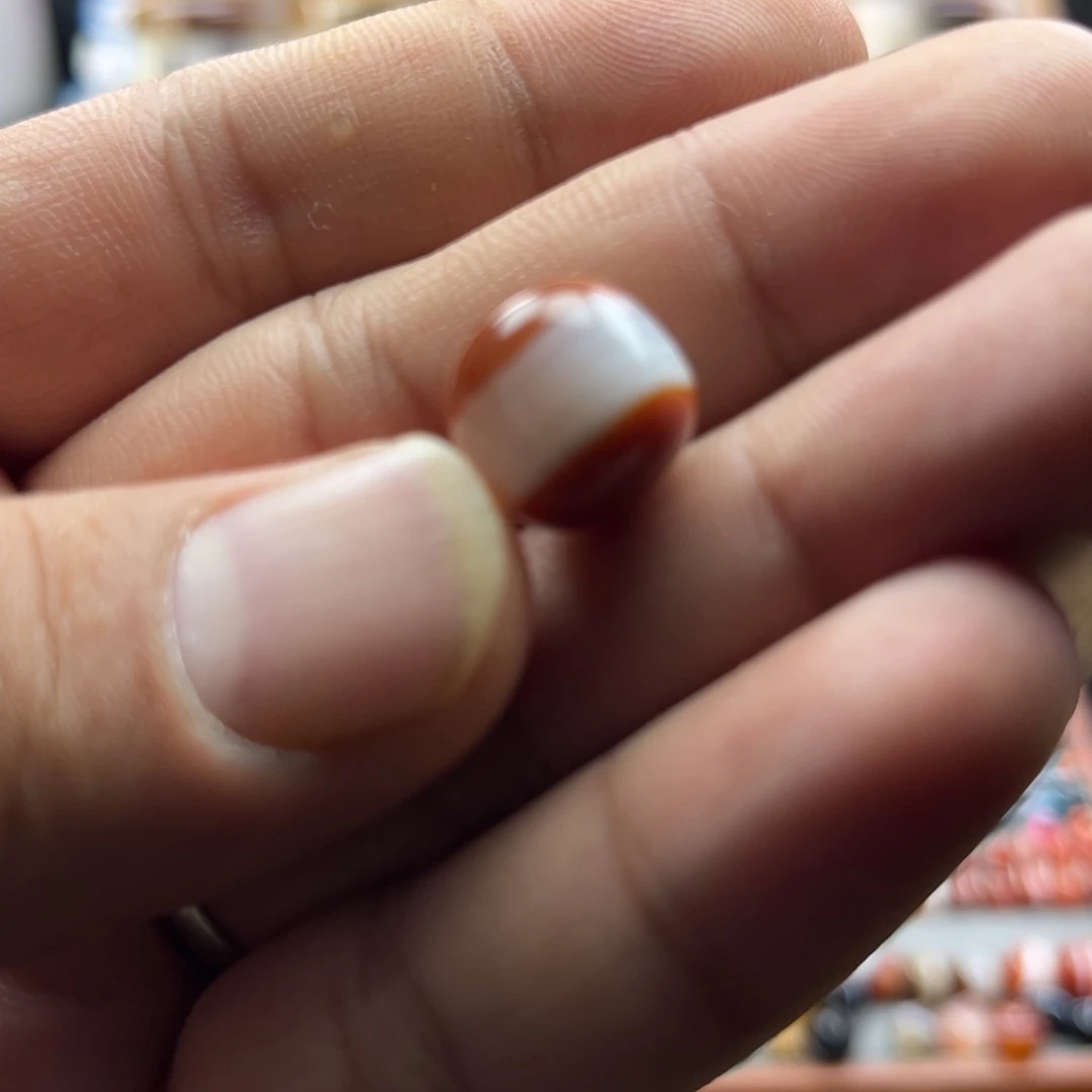 泽***.玛瑙/玉髓未镶嵌颈饰