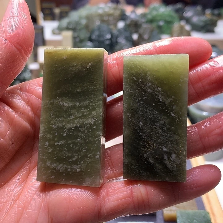 和田玉未镶嵌珠宝半成品