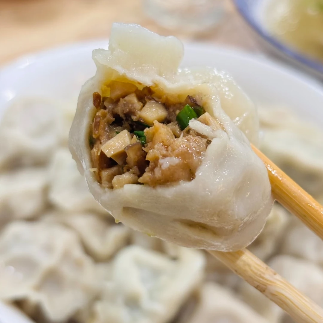 香菇鲜肉手工水饺