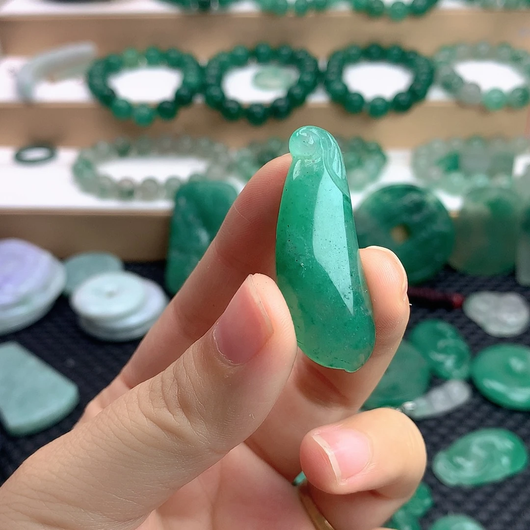 石英质玉毛料未镶嵌