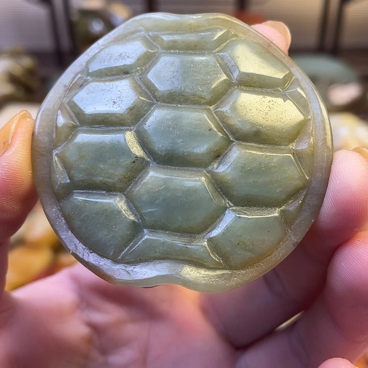 未镶嵌和田玉（糖玉）挂件