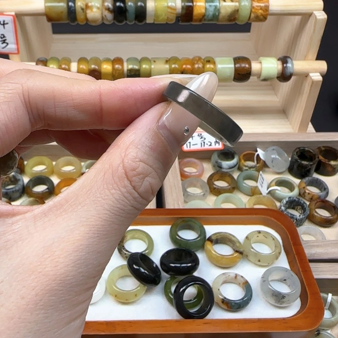 蛇纹石玉岫玉内径17.2合金崇****刷